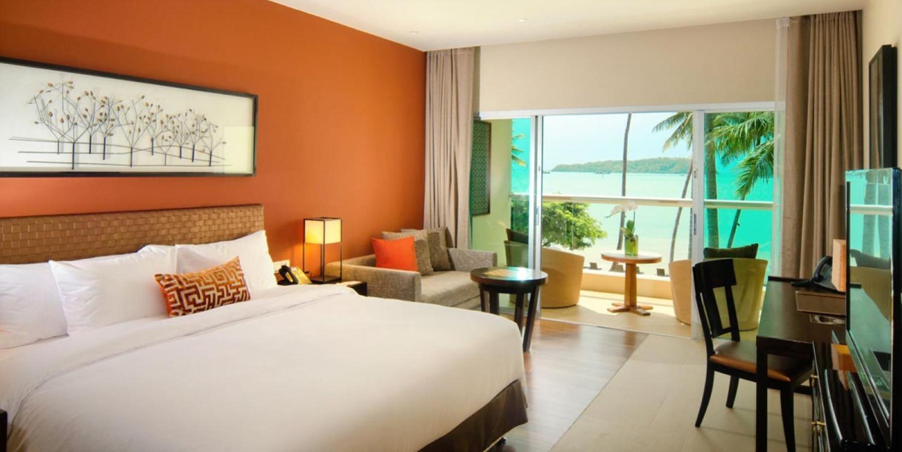 Курортный комплекс Phuket Beachfront
