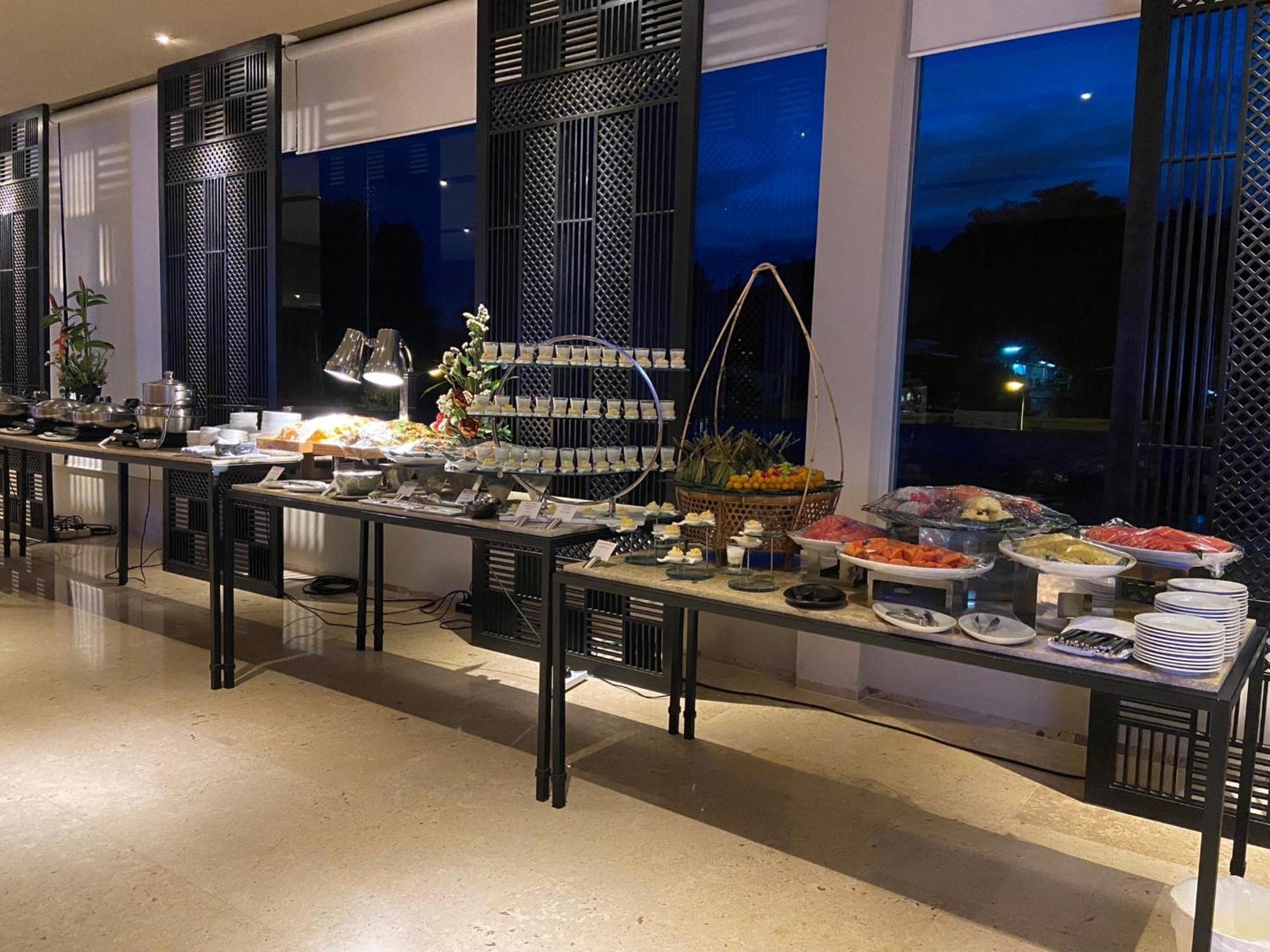 Курортный комплекс Phuket Beachfront 5*